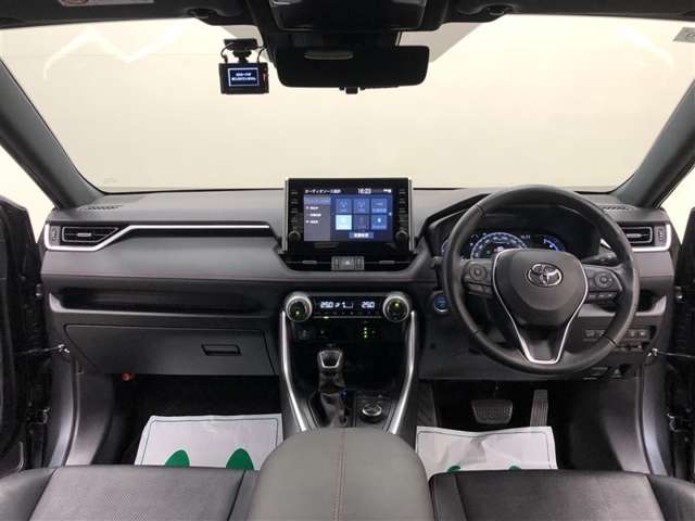 Toyota RAV4 PHV 9