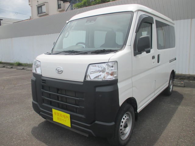 Daihatsu Hijet Cargo 7