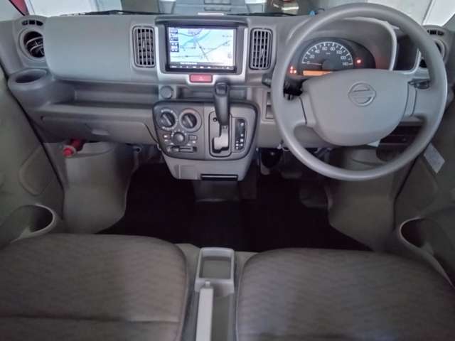 Nissan NV100 Clipper 2