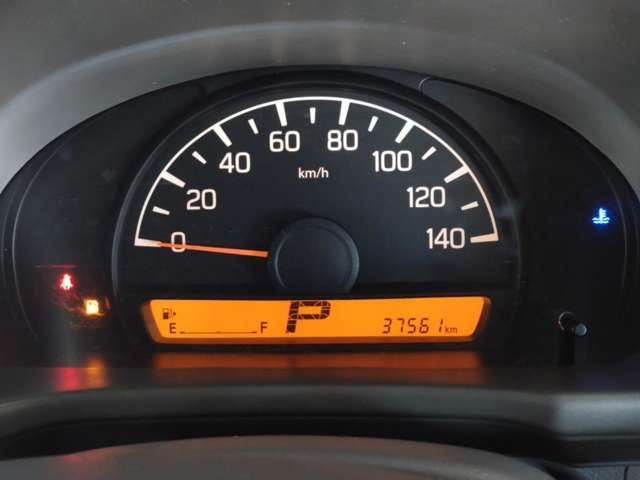 Nissan NV100 Clipper 6