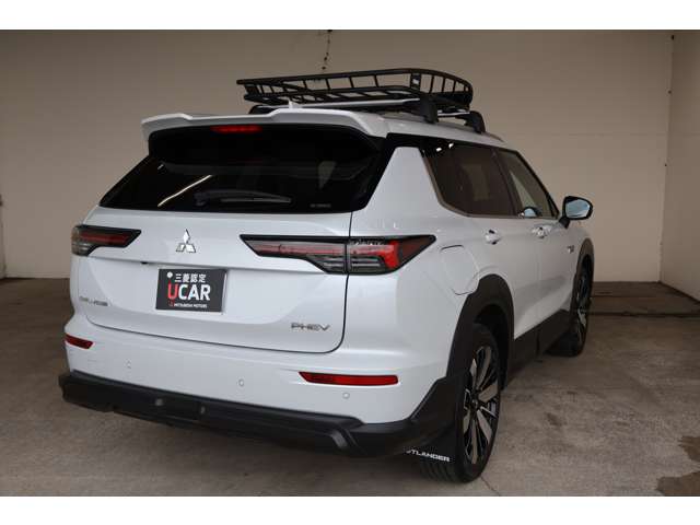Mitsubishi Outlander 4