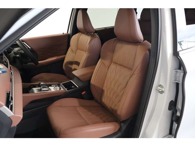 Mitsubishi Outlander 6