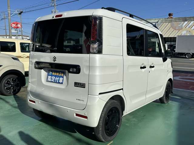 Suzuki Spacia Base 5