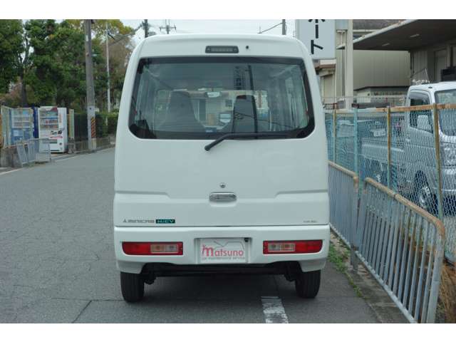 Mitsubishi Minicab MiEV 7