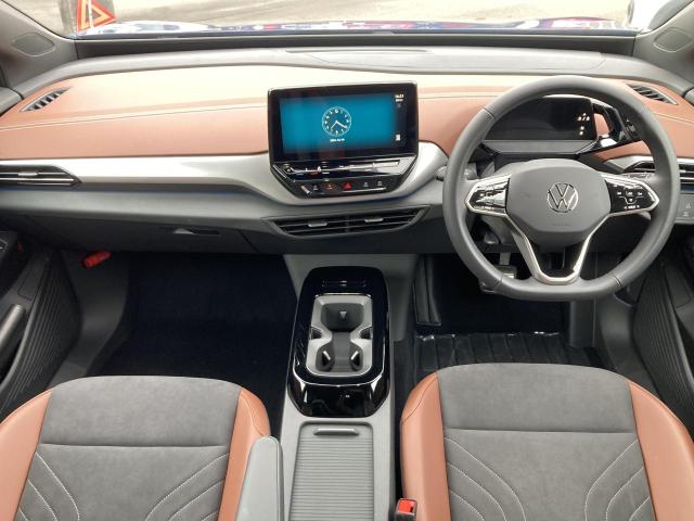 Volkswagen ID.4 7