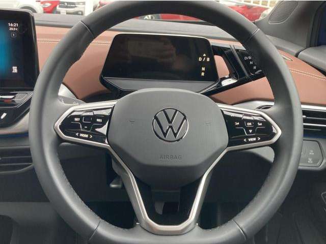 Volkswagen ID.4 10
