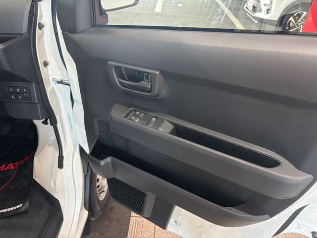 Daihatsu Hijet Cargo 8