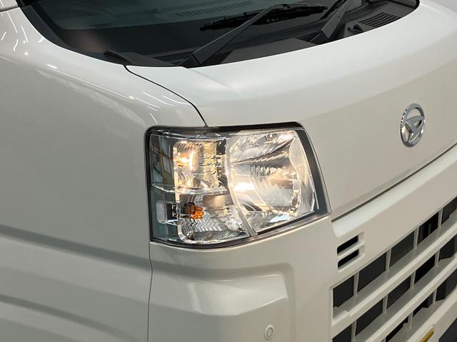 Daihatsu Hijet Cargo 11