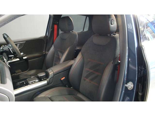 Mercedes-Benz GLA-Class 3