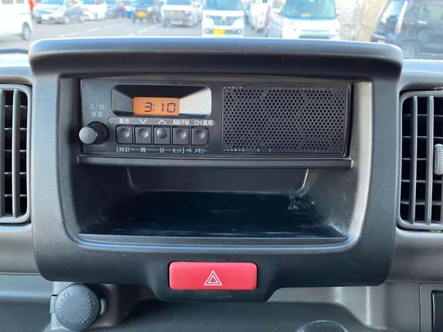Nissan NV100 Clipper 12