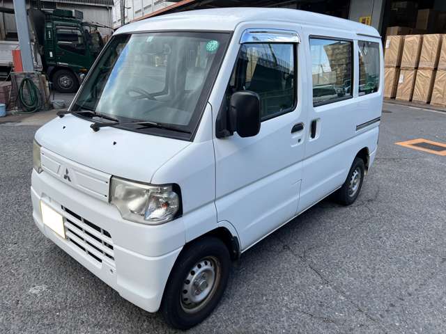 Mitsubishi Minicab Van 3