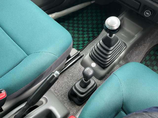 Suzuki Jimny 9