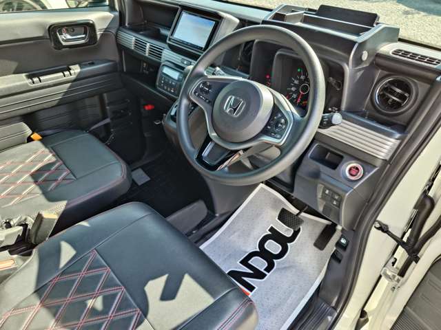 Honda N-VAN 10