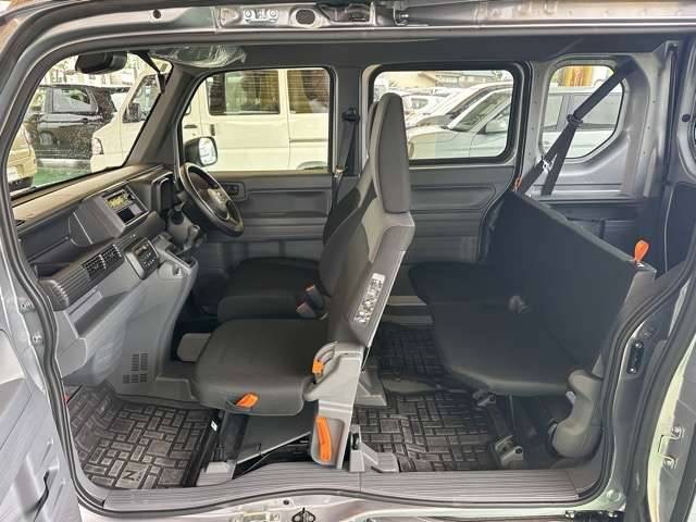 Honda N-VAN 6