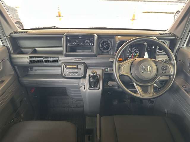 Honda N-VAN 8