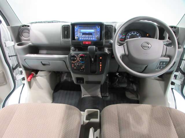 Nissan NV100 Clipper 4