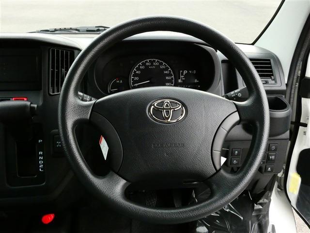 Toyota Town Ace Van 7