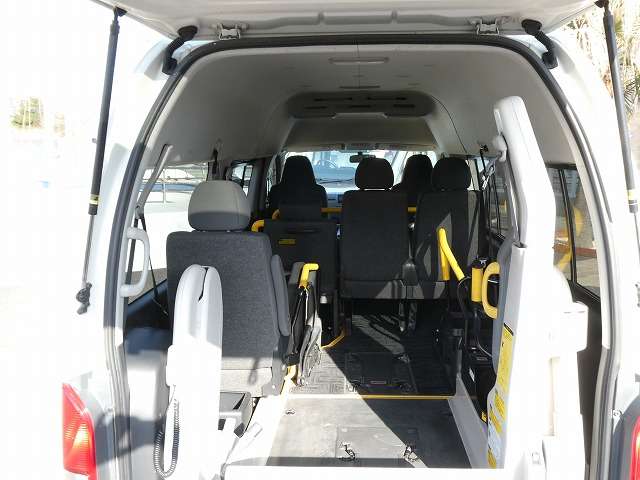 Toyota Hiace Van 2