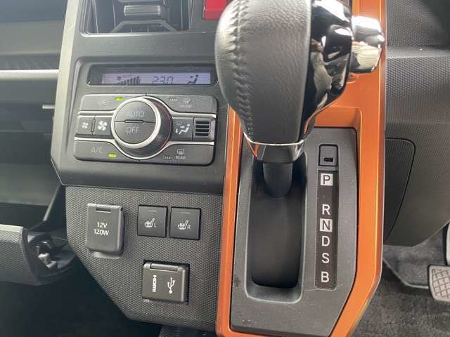 Daihatsu Taft 6