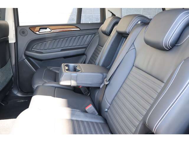 Mercedes-Benz GLS 7