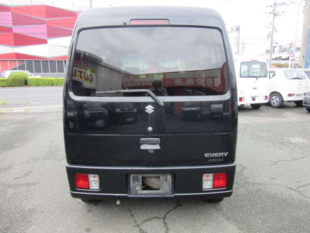 Suzuki Every 8