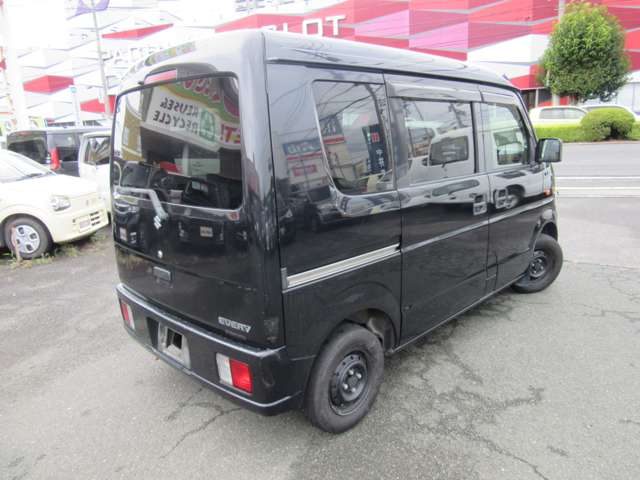 Suzuki Every 9