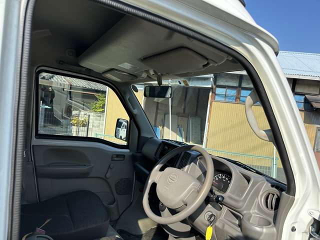 Nissan NV100 Clipper 12