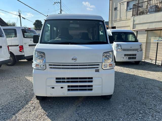 Nissan NV100 Clipper 2