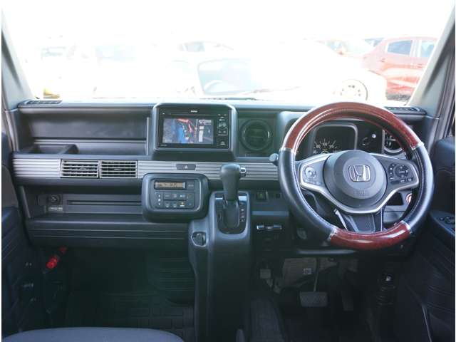 Honda N-VAN 4