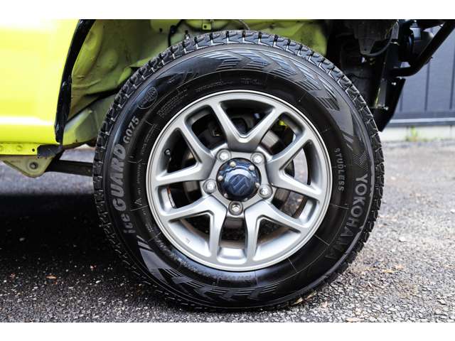 Suzuki Jimny 4