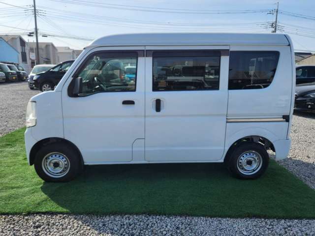 Nissan NV100 Clipper 6
