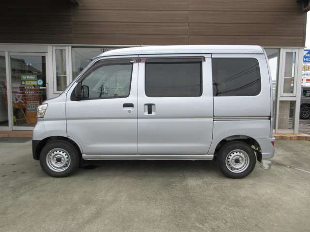 Daihatsu Hijet Cargo 7