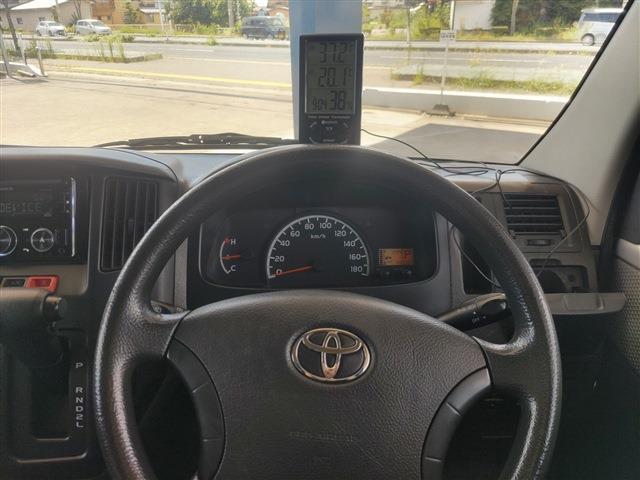 Toyota Town Ace Van 12