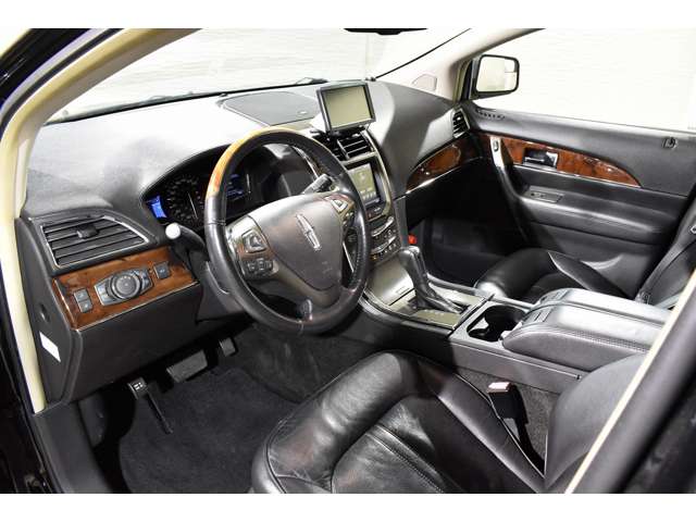 Lincoln MKX 4