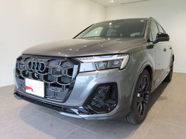Audi Q7 6