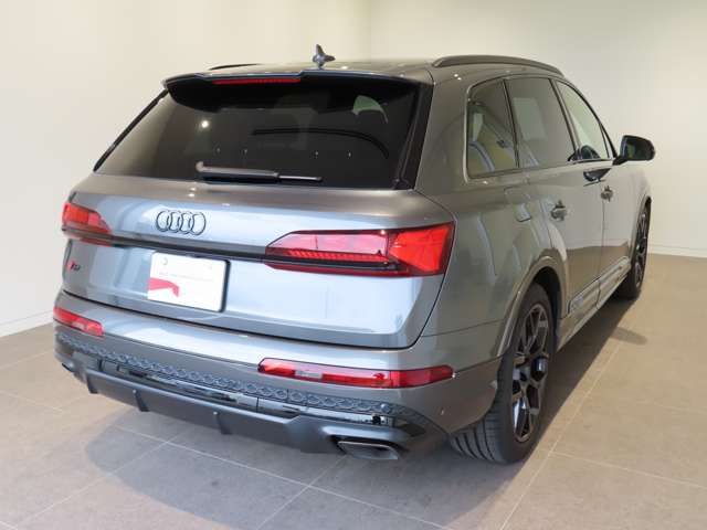 Audi Q7 10