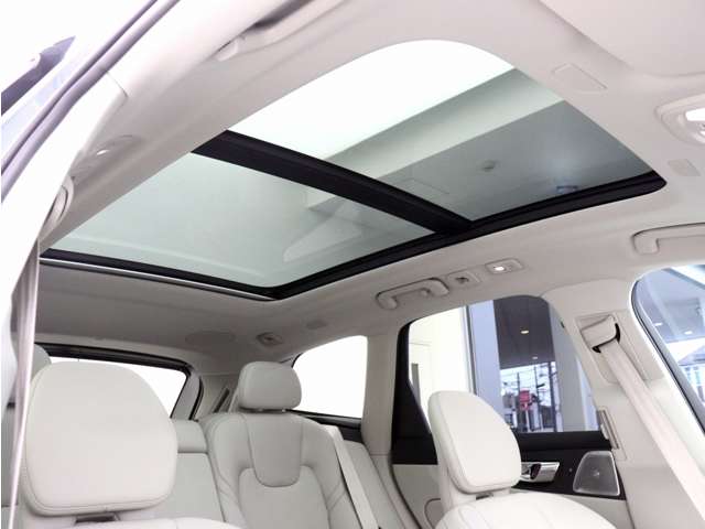 Volvo XC60 5