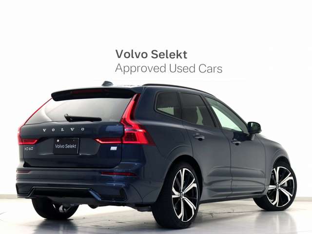 Volvo XC60 8
