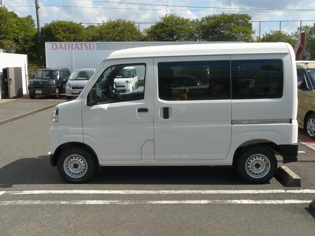 Daihatsu Hijet Cargo 10