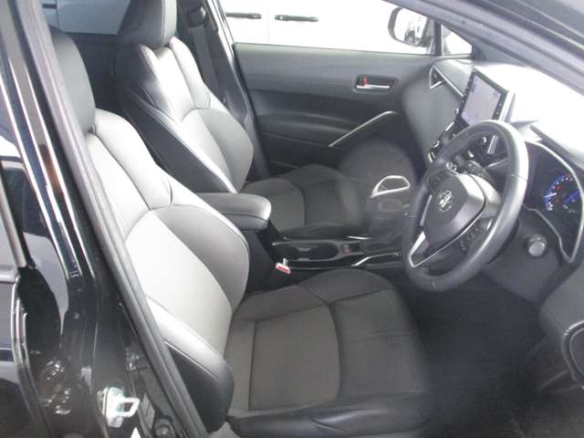 Toyota Corolla Cross 12