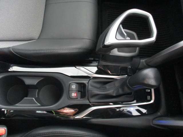 Toyota Corolla Cross 9