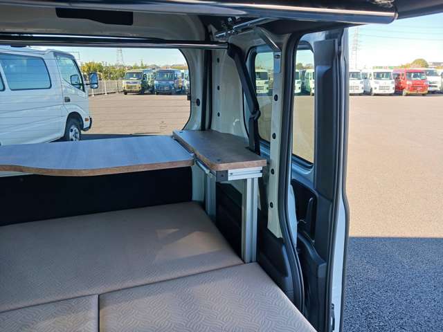 Honda N-VAN 8