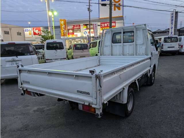 Mazda Bongo Truck 6
