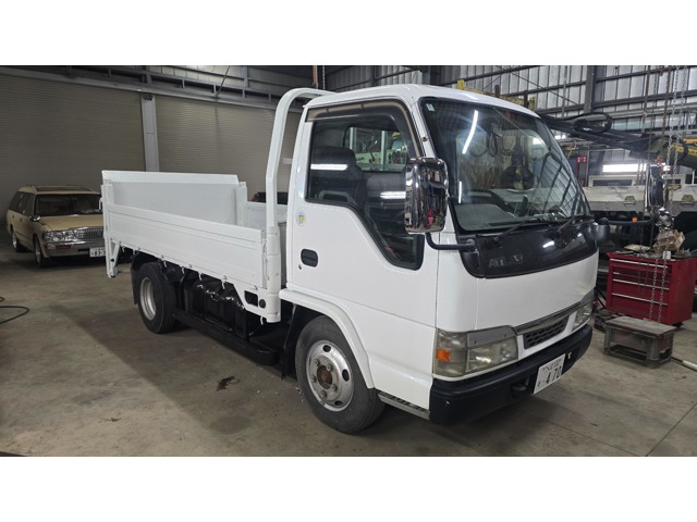 Isuzu Elf 2