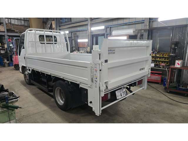 Isuzu Elf 10