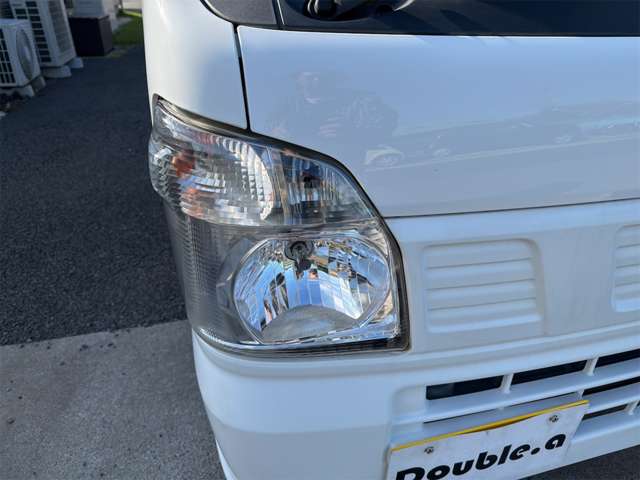 Nissan NT100 Clipper 11