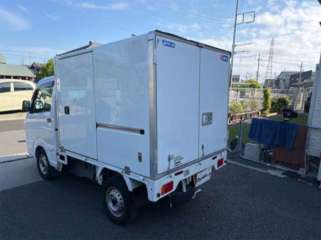 Nissan NT100 Clipper 5