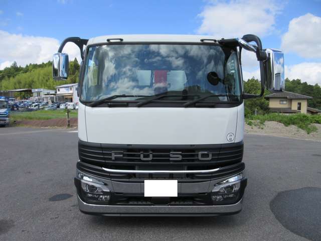 Mitsubishi Fuso Super Great 2