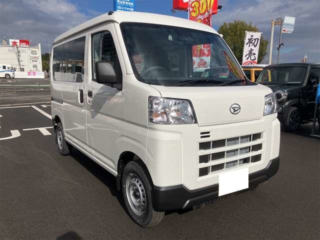 Daihatsu Hijet Cargo 12