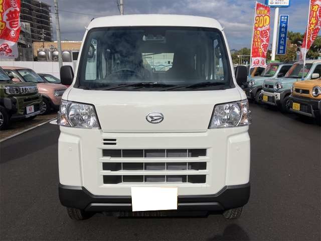 Daihatsu Hijet Cargo 5